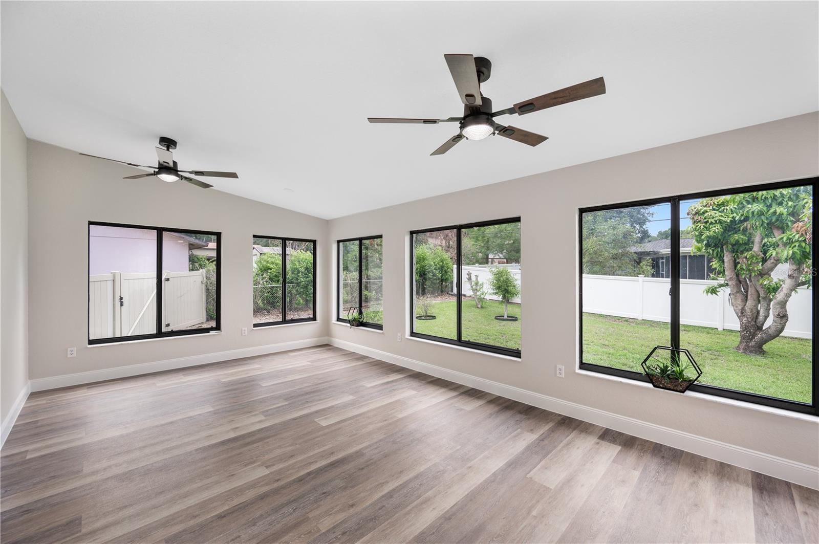 PALMORE COURT - Residential