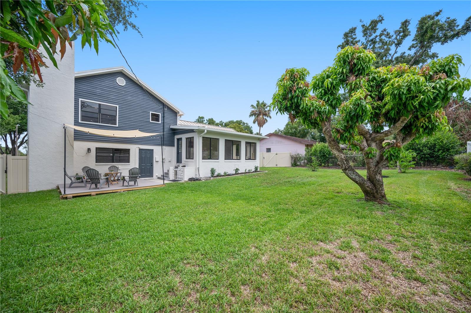 PALMORE COURT - Residential