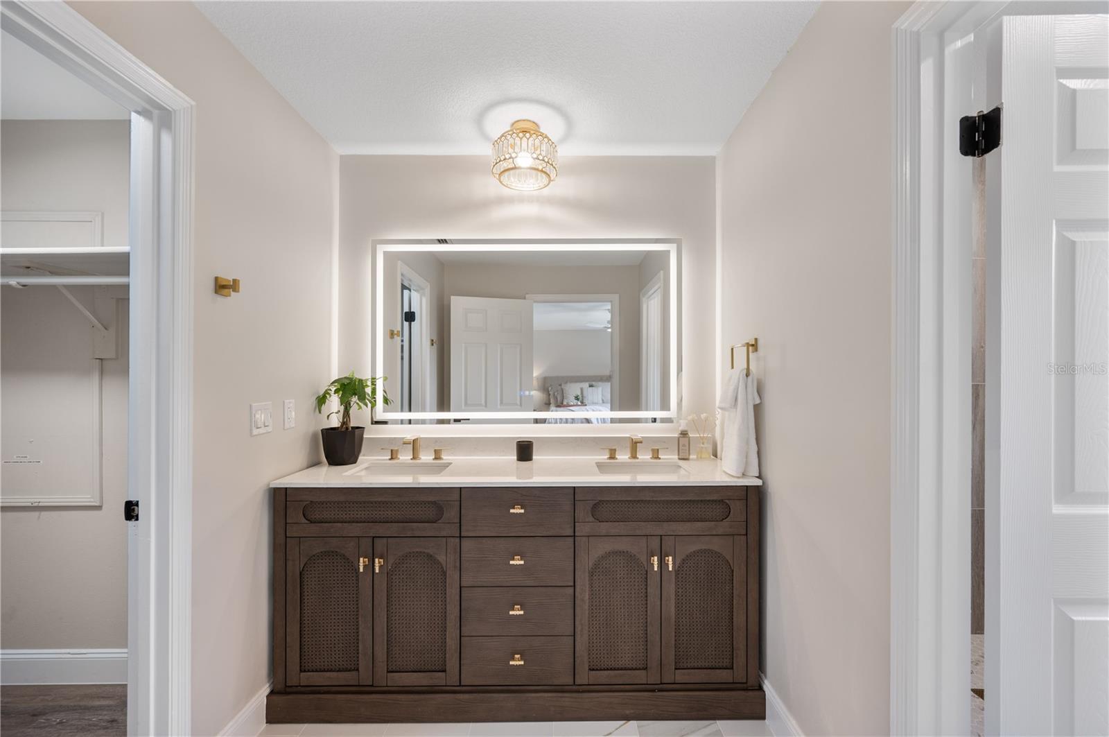 PALMORE COURT - Residential