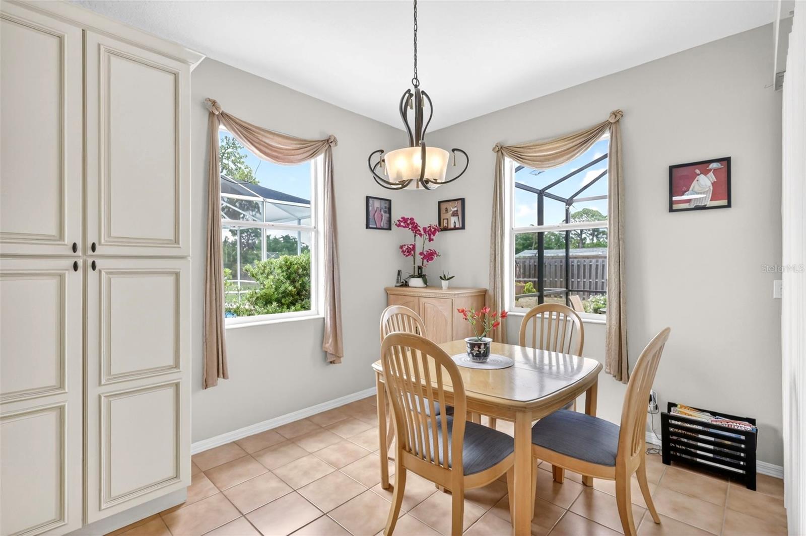 FOREST OAKS - Residential