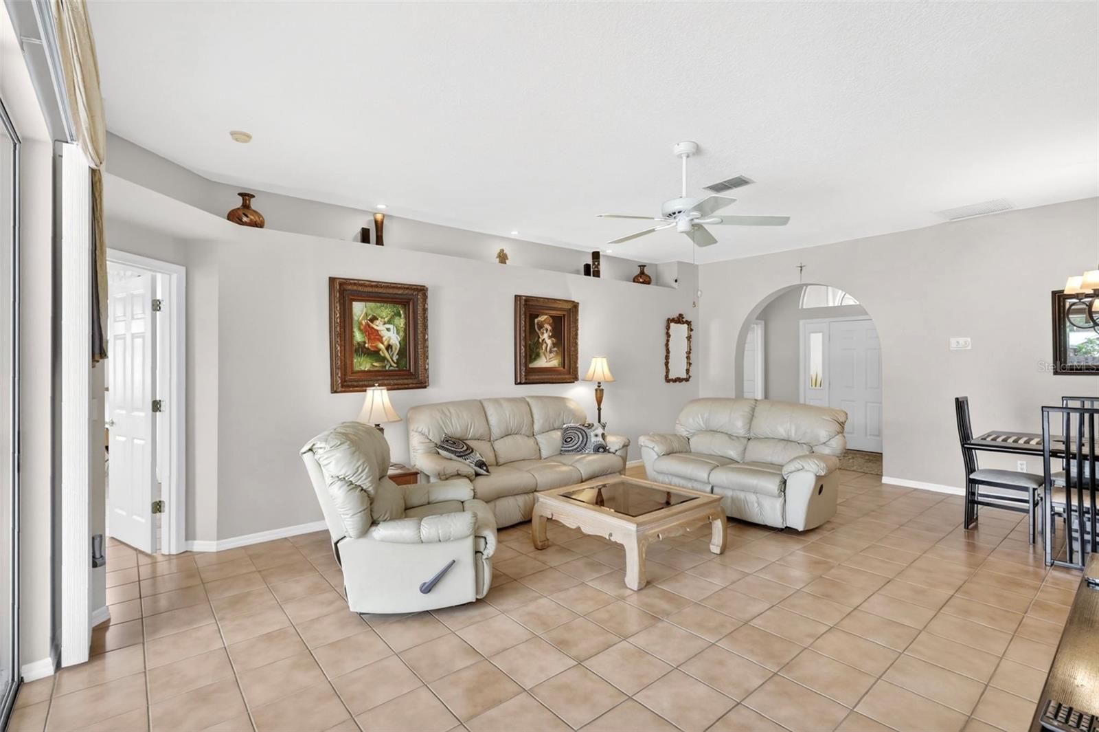 FOREST OAKS - Residential