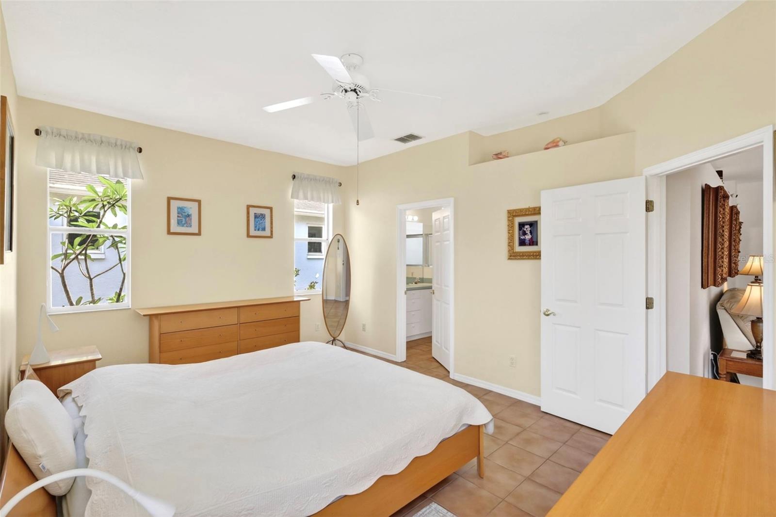 FOREST OAKS - Residential