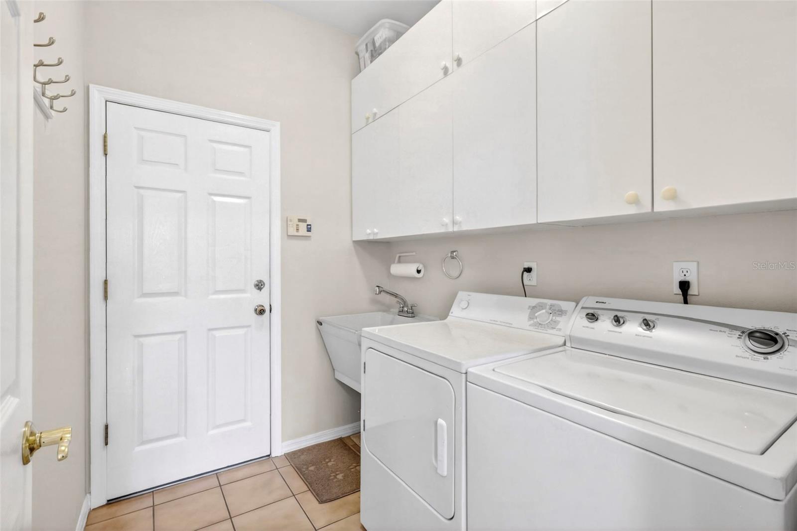 FOREST OAKS - Residential