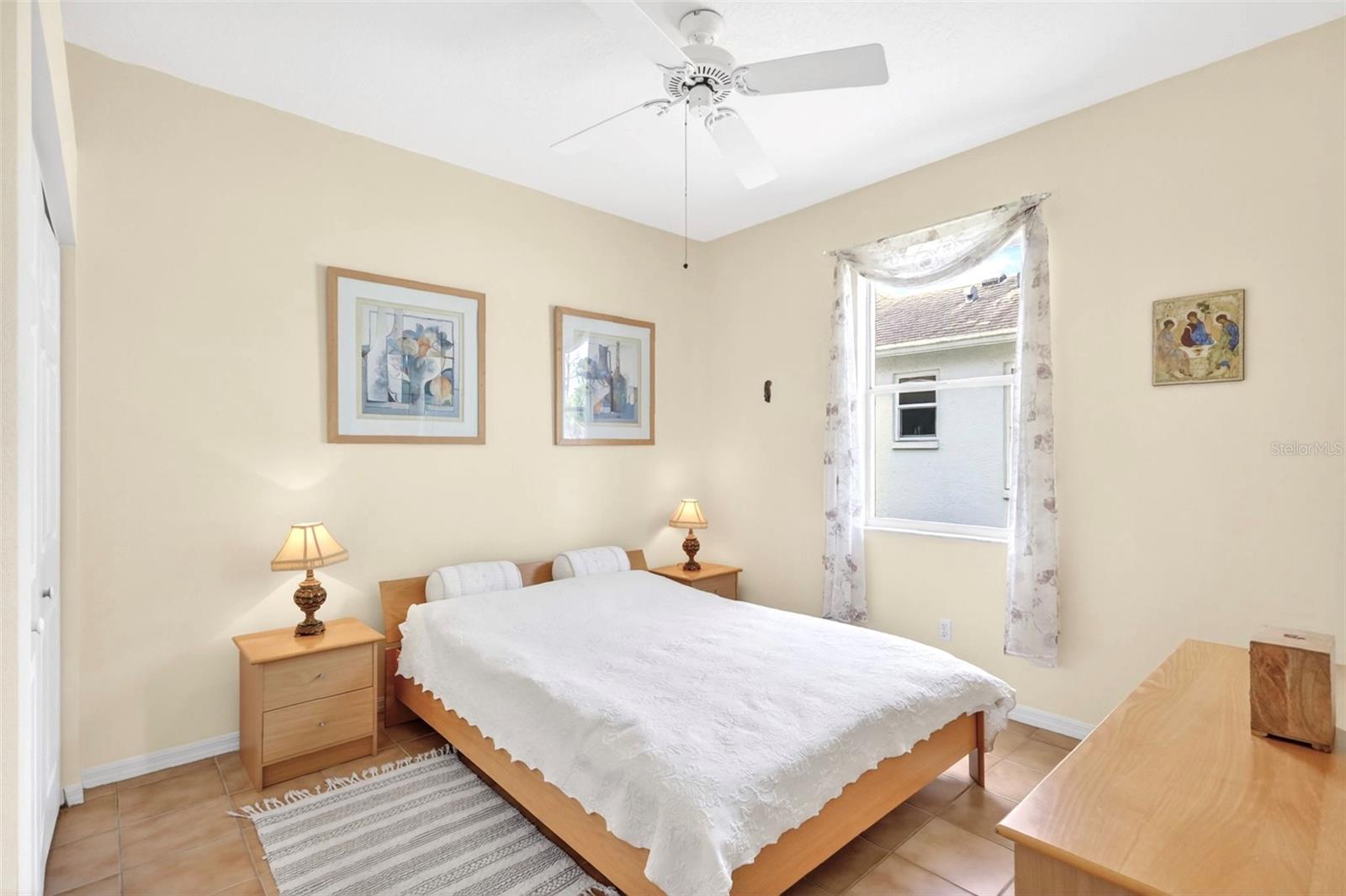 FOREST OAKS - Residential