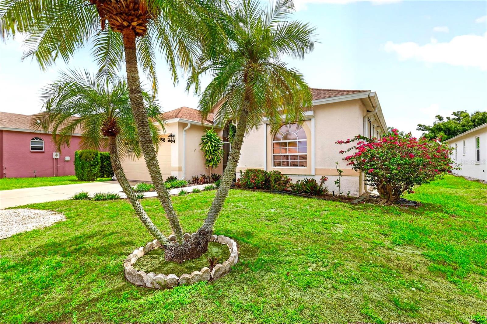 FOREST OAKS - Residential