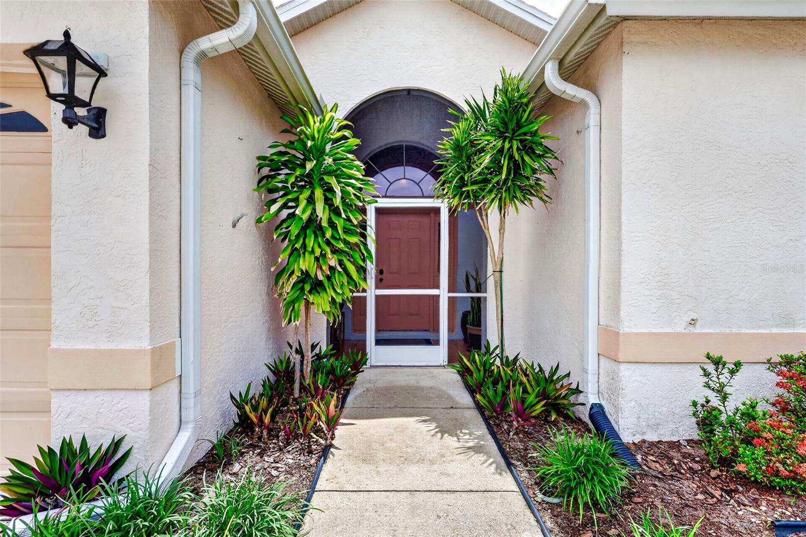 FOREST OAKS - Residential