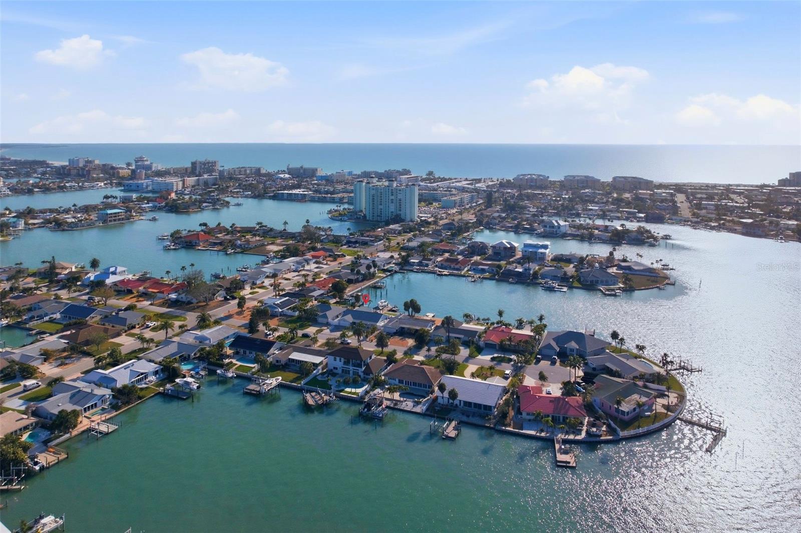 THREE PALMS POINT - Residential