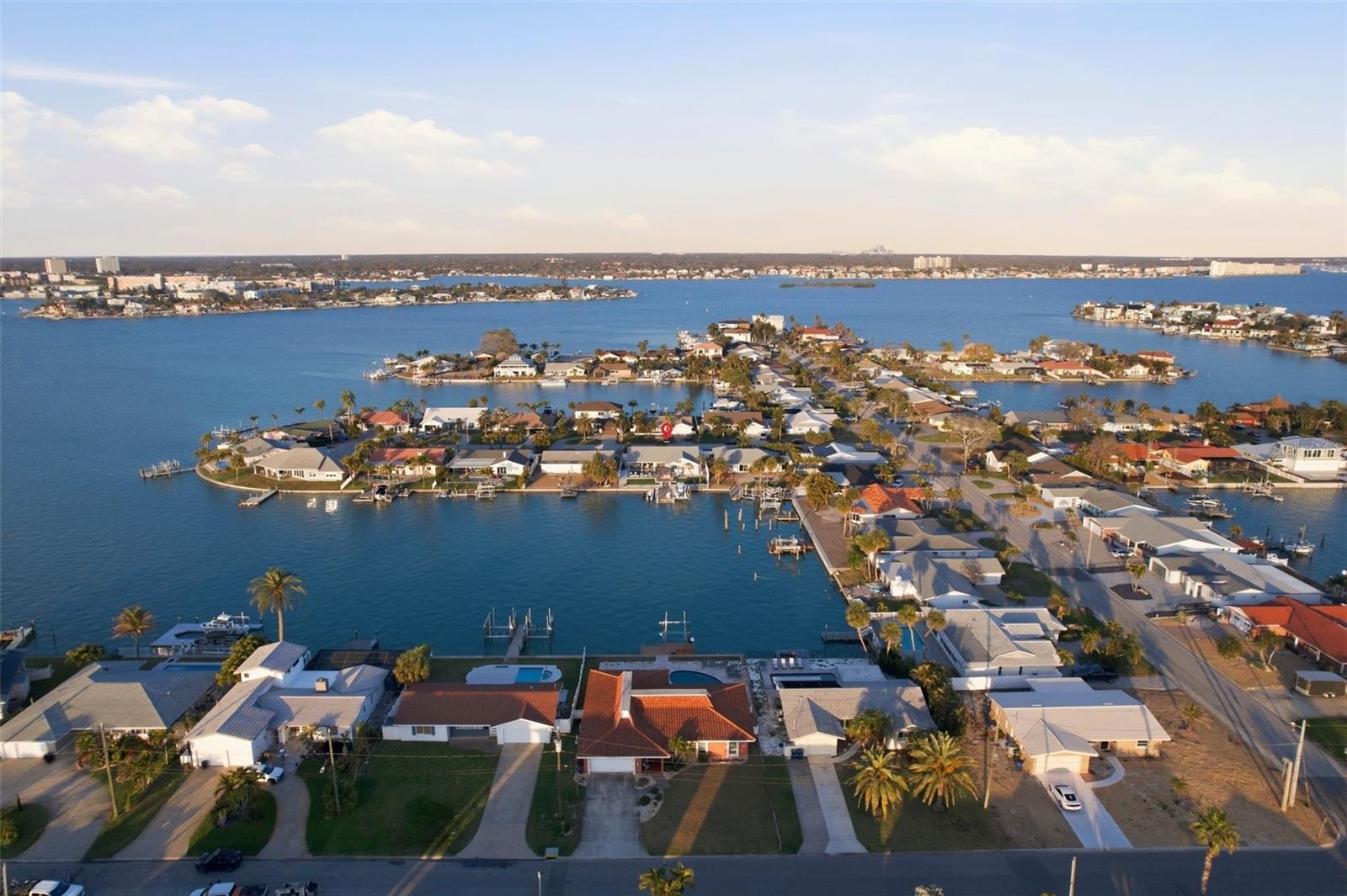 THREE PALMS POINT - Residential