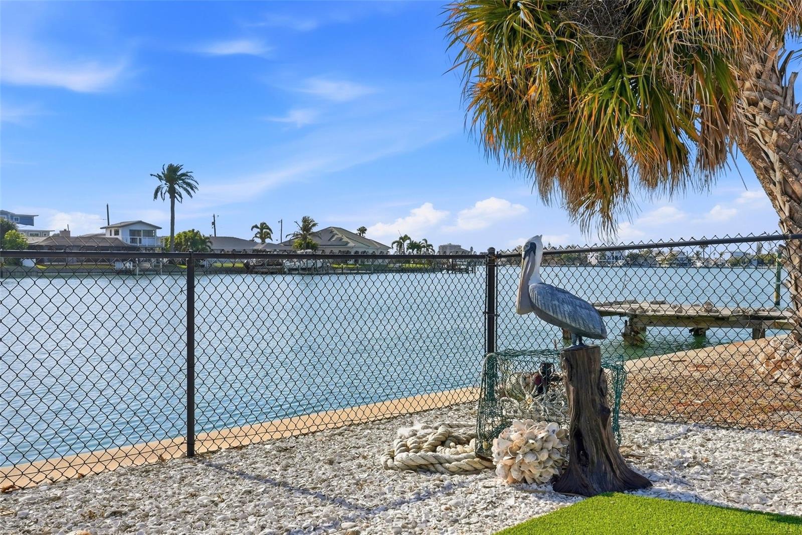 THREE PALMS POINT - Residential