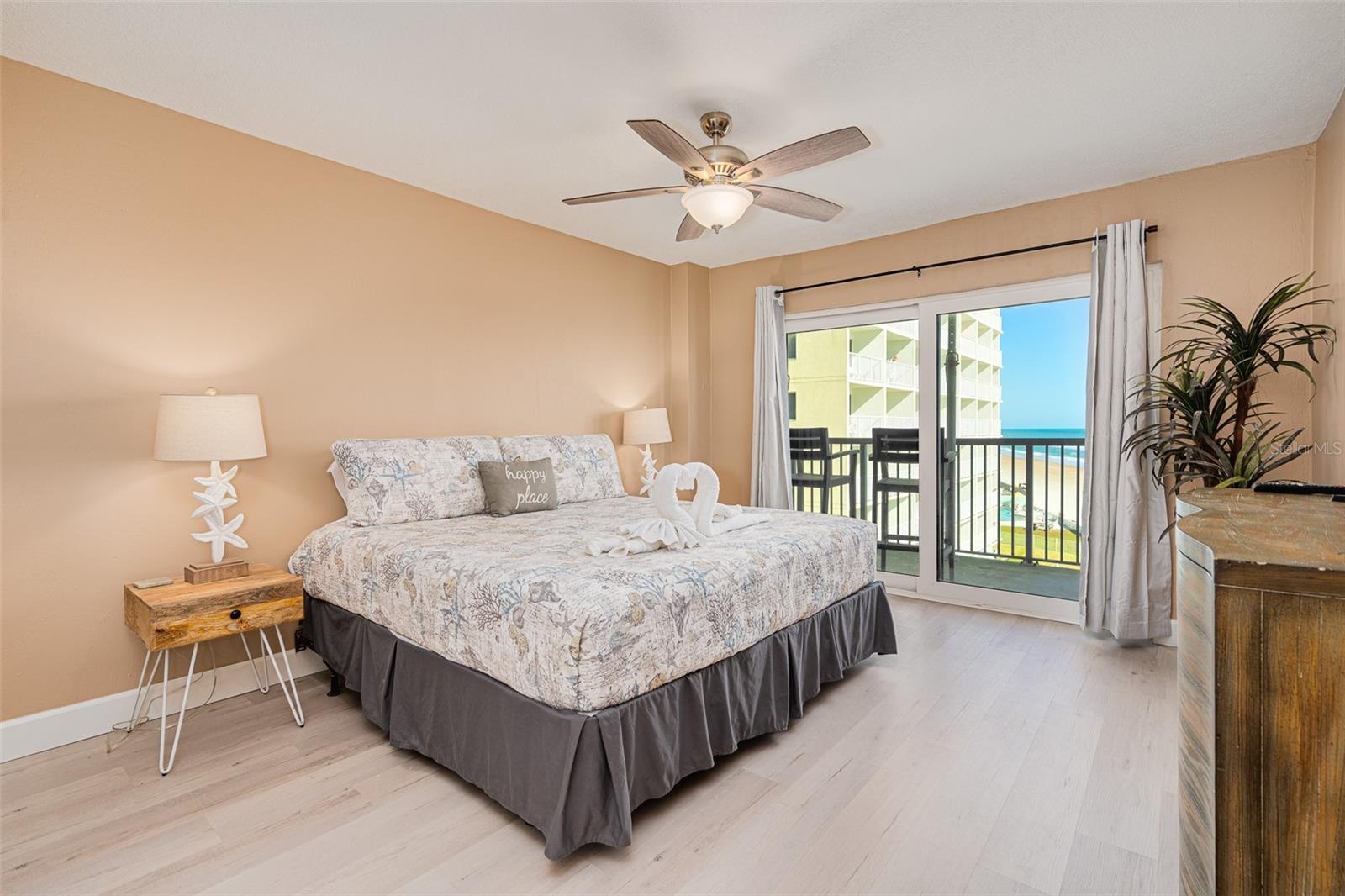 SANDPOINT CONDO - Residential