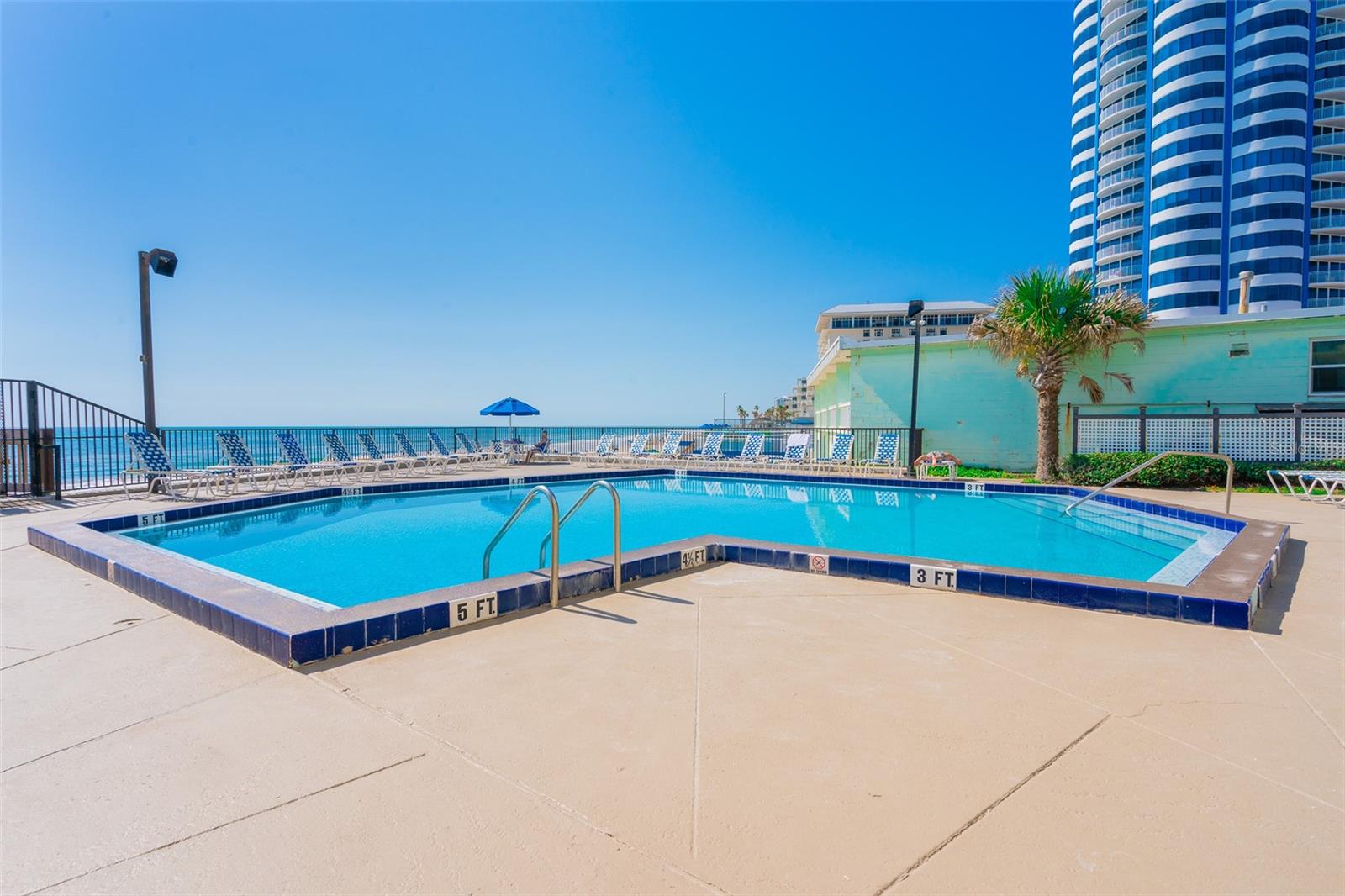 SANDPOINT CONDO - Residential