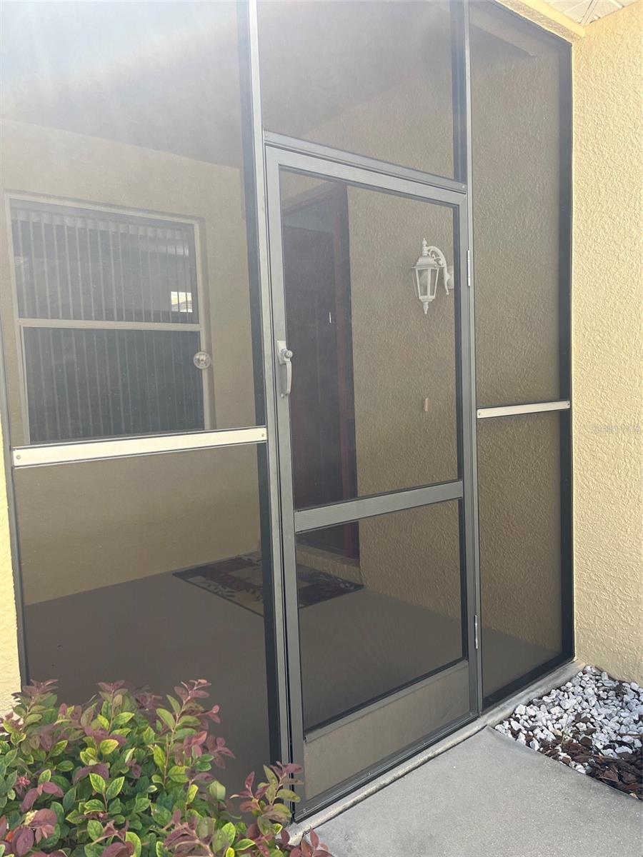 GROVES PH 03 CLUB VILLAS - Residential