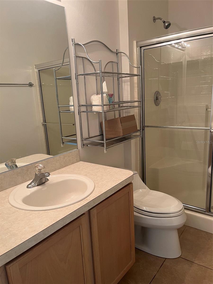 GROVES PH 03 CLUB VILLAS - Residential