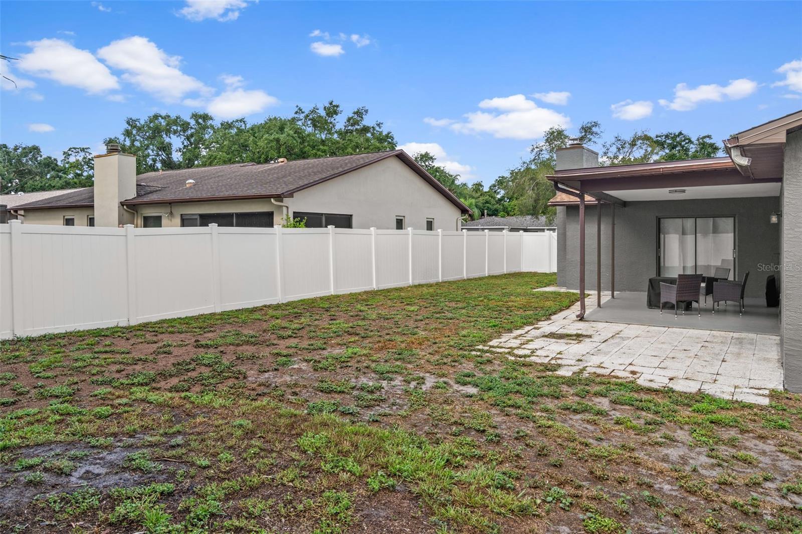 LAUREL OAK WOODS - Residential