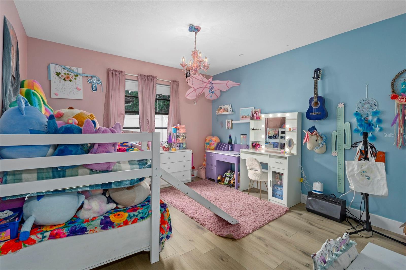LAUREL OAK WOODS - Residential