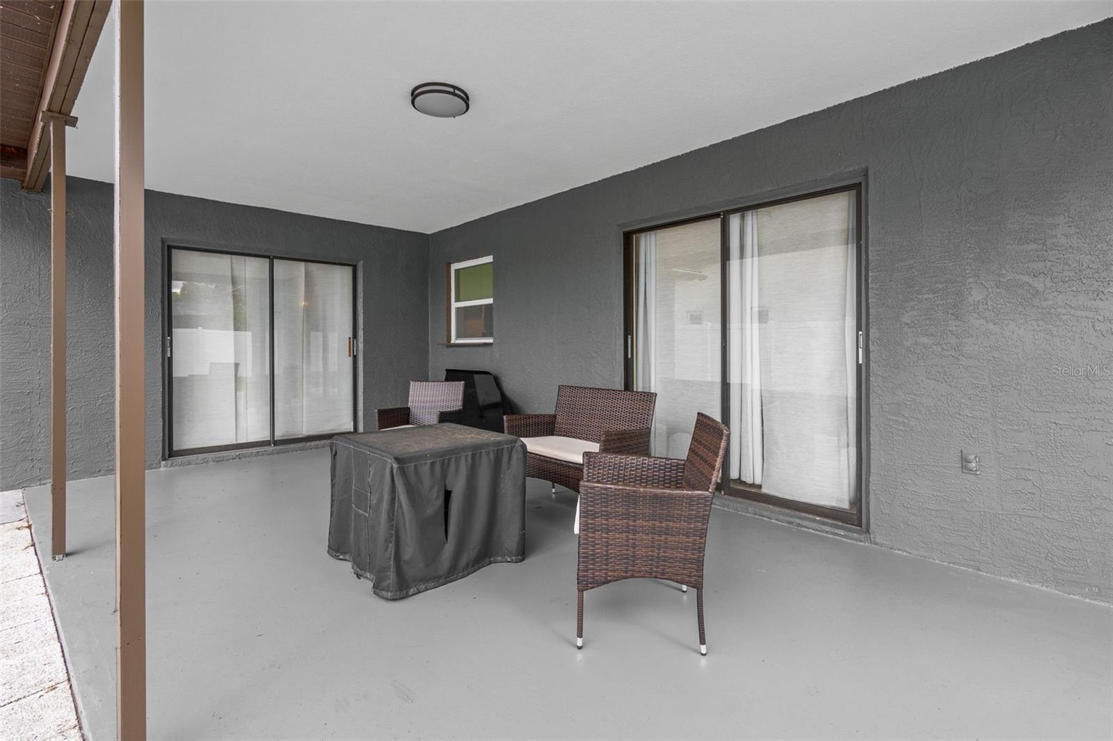 LAUREL OAK WOODS - Residential