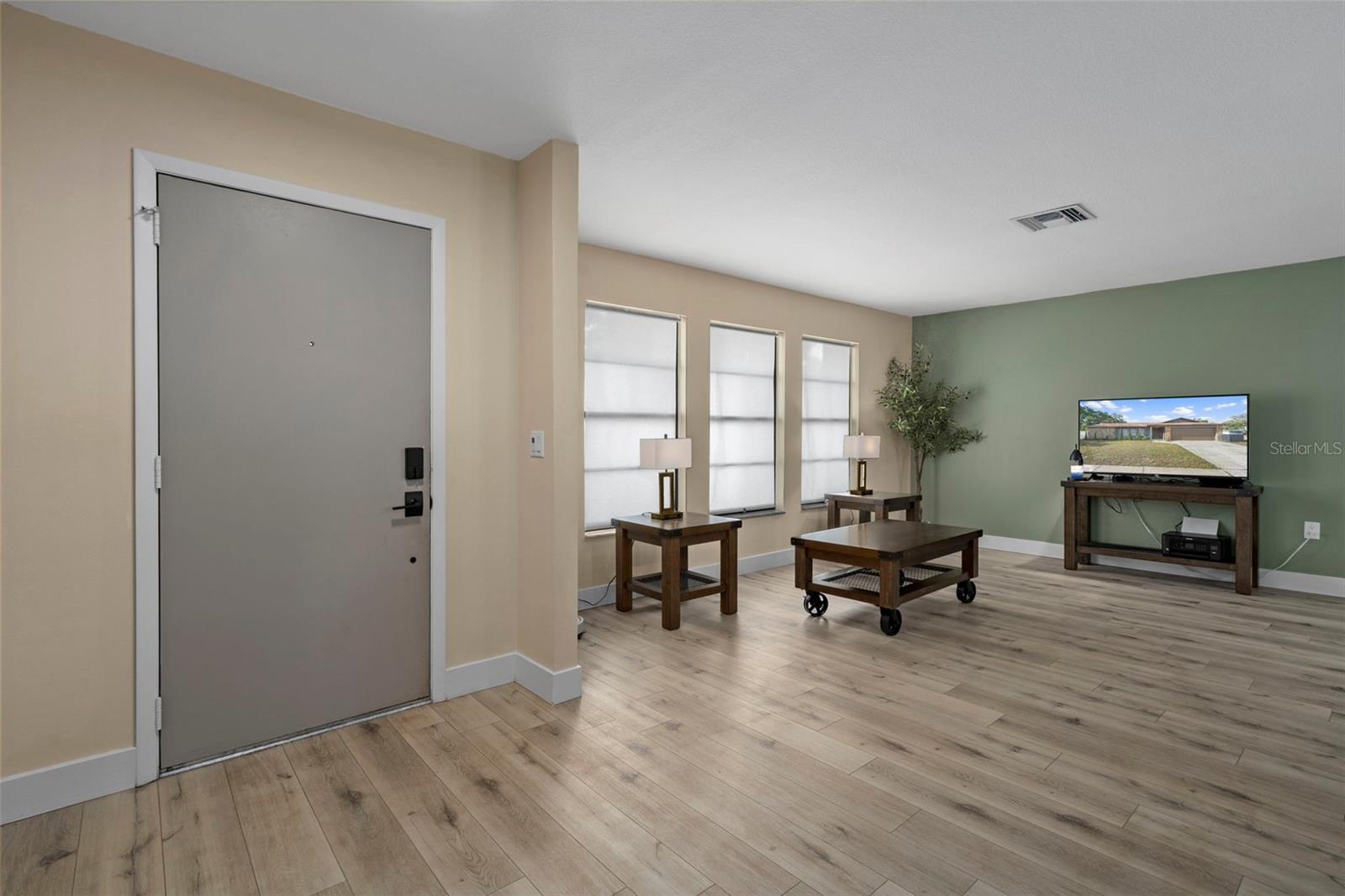 LAUREL OAK WOODS - Residential