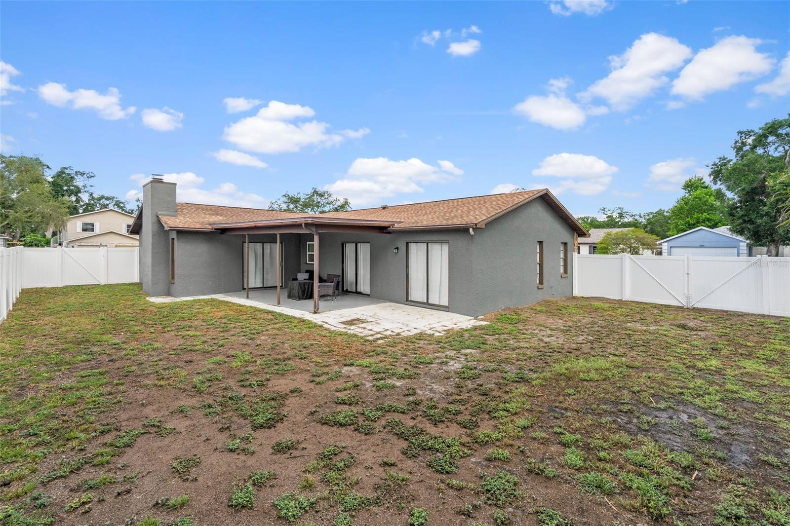 LAUREL OAK WOODS - Residential