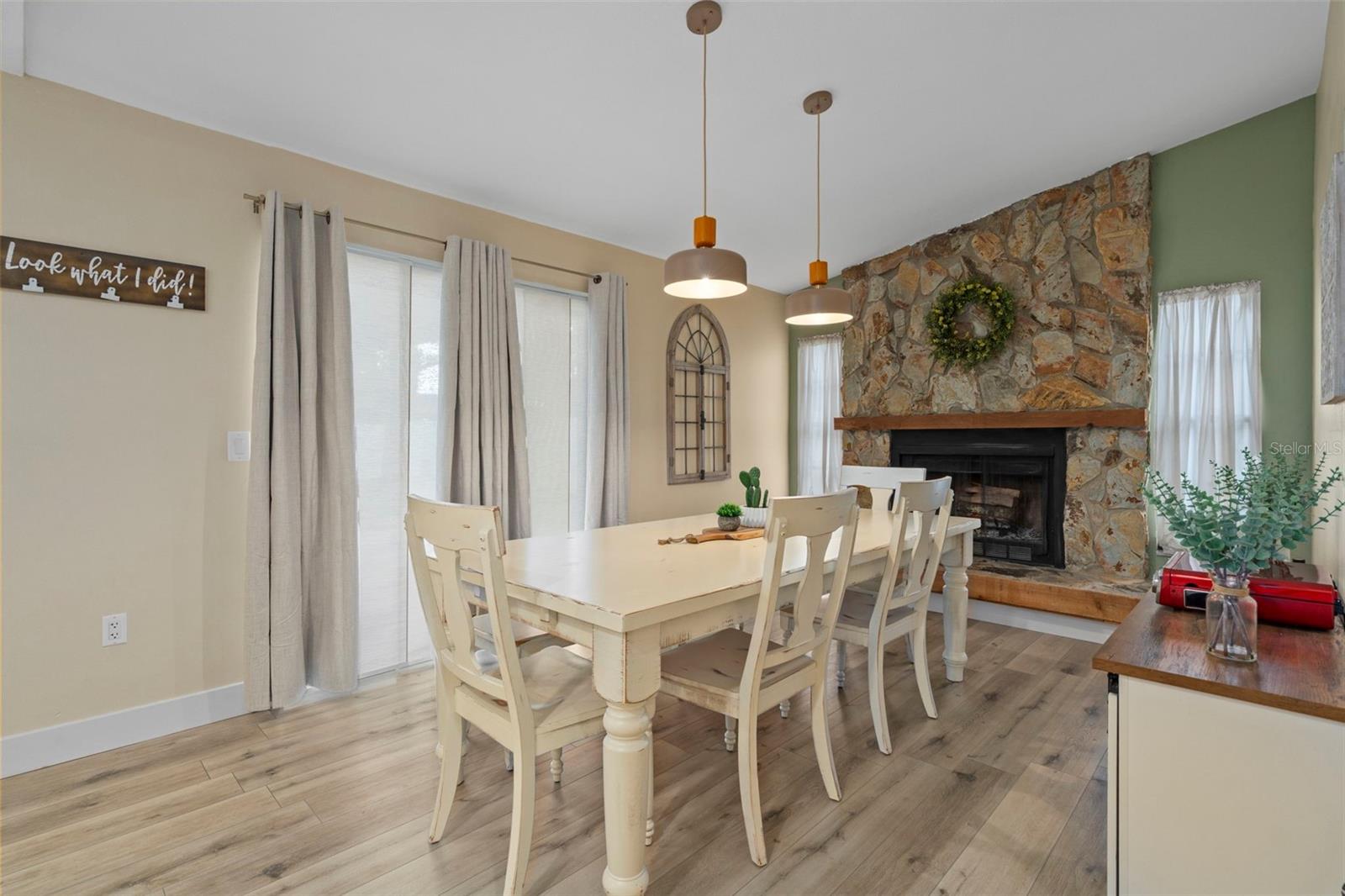LAUREL OAK WOODS - Residential