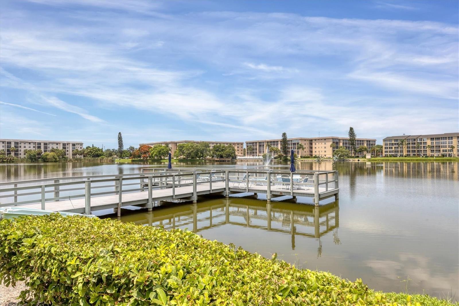 BAYSHORE ON THE LAKE APTS III SEC2 - Residential