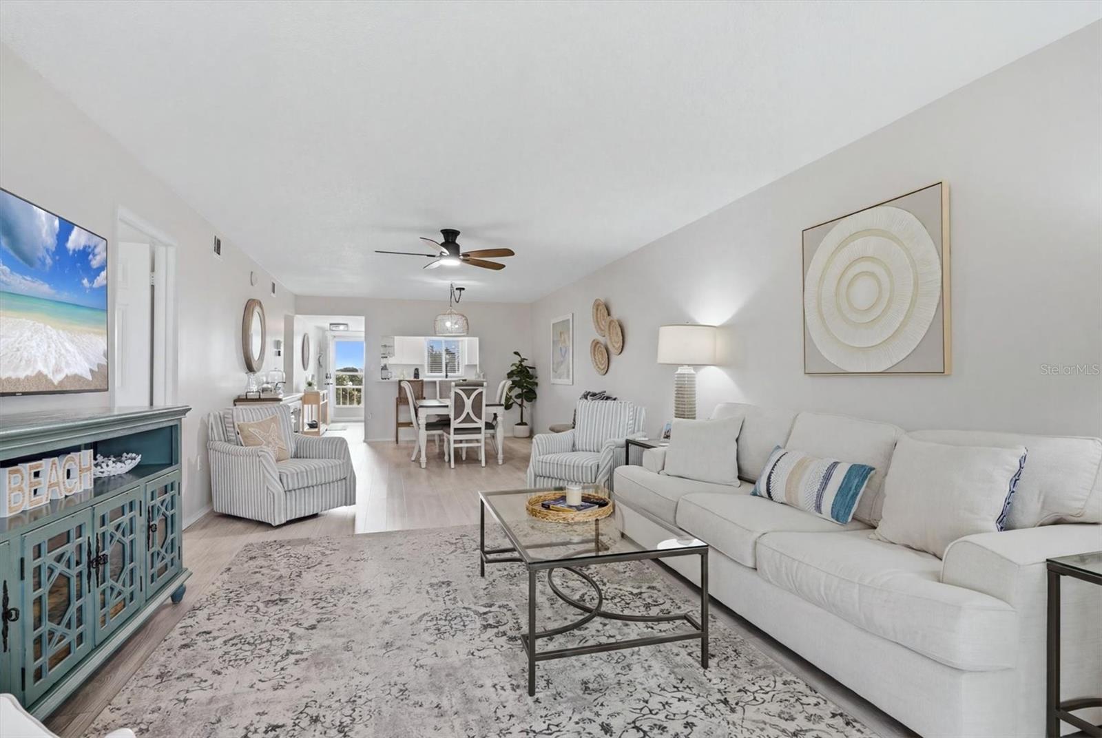 BAYSHORE ON THE LAKE APTS III SEC2 - Residential