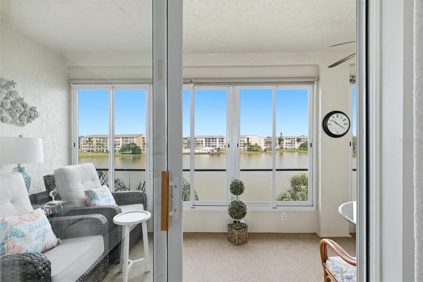 BAYSHORE ON THE LAKE APTS III SEC2 - Residential
