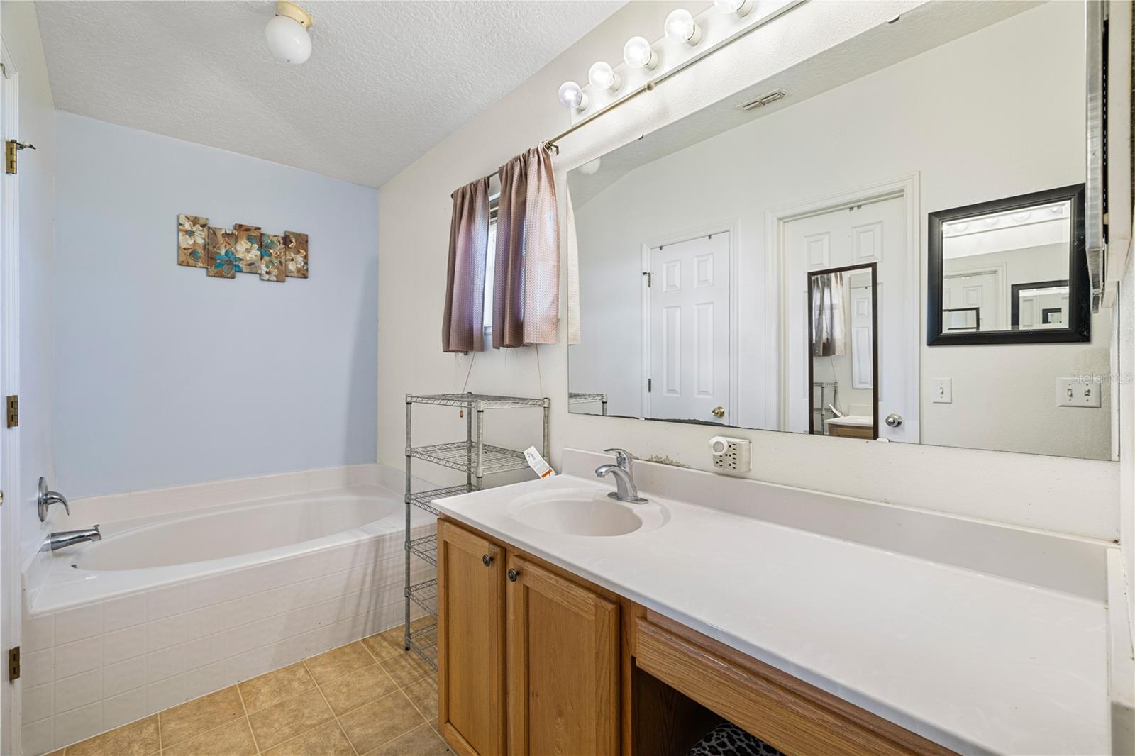 EAGLE BAY PH 1 - Residential