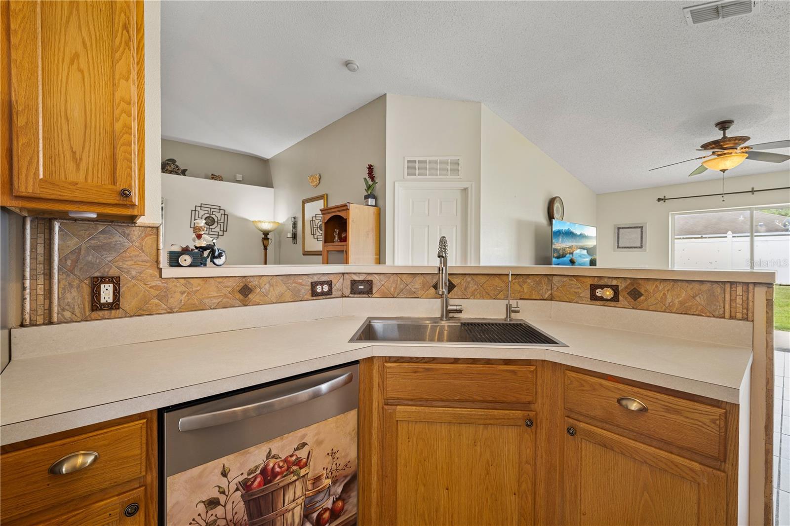 EAGLE BAY PH 1 - Residential