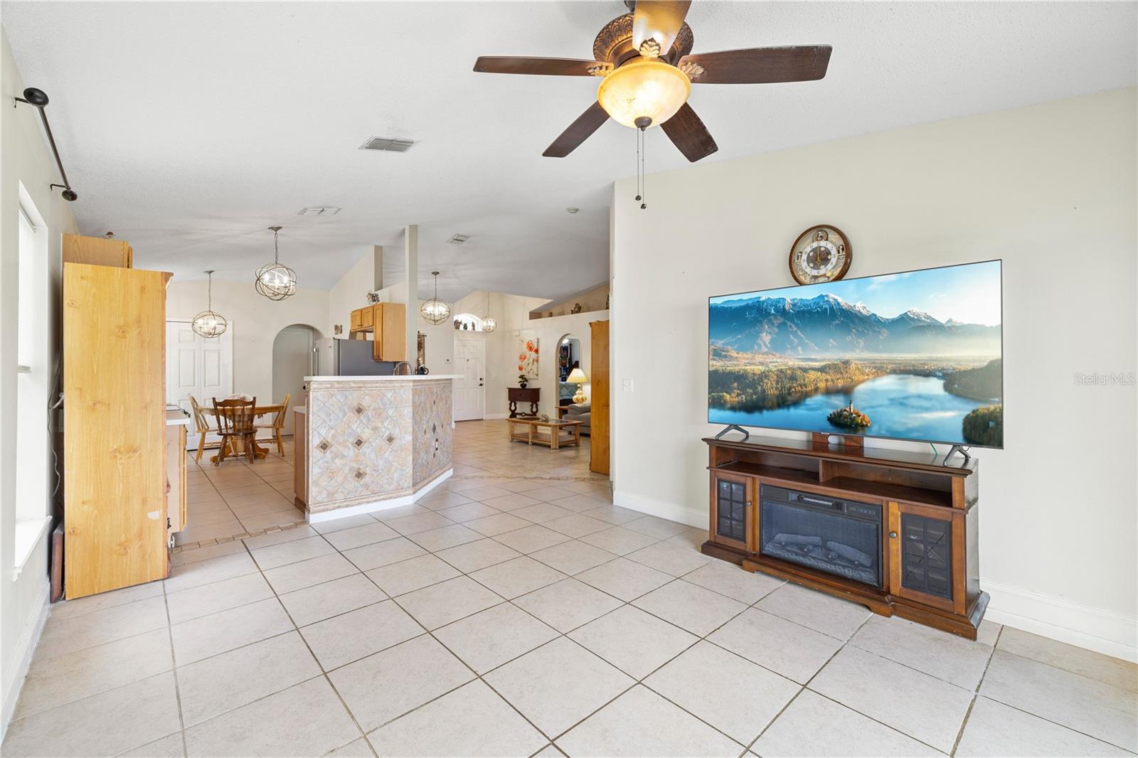 EAGLE BAY PH 1 - Residential