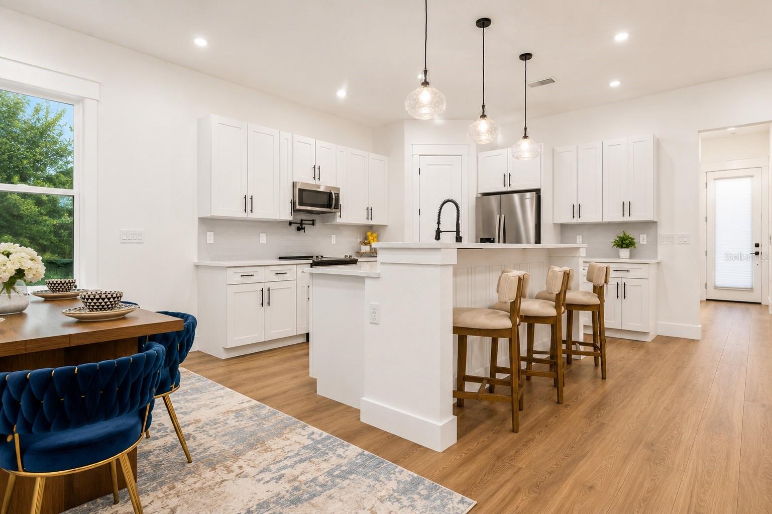 PINE LEVEL - Residential