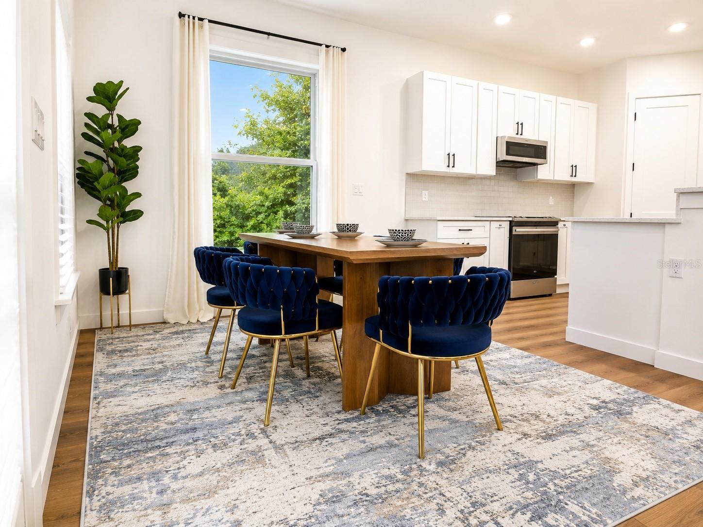PINE LEVEL - Residential