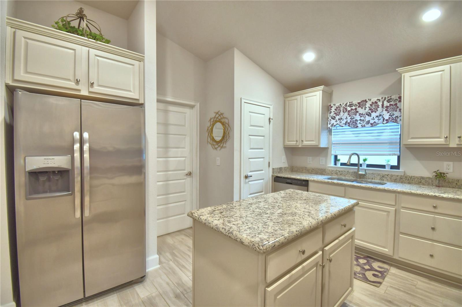 LAKE JULIANA ESTATES - Residential