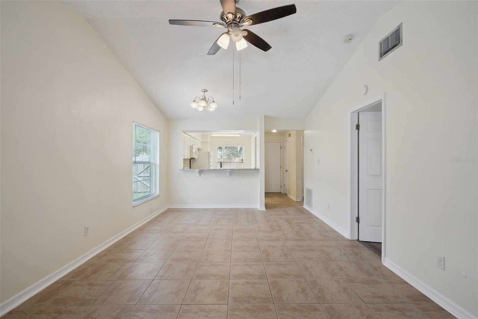 INTERLAKE PARK SECOND ADD - Residential Lease