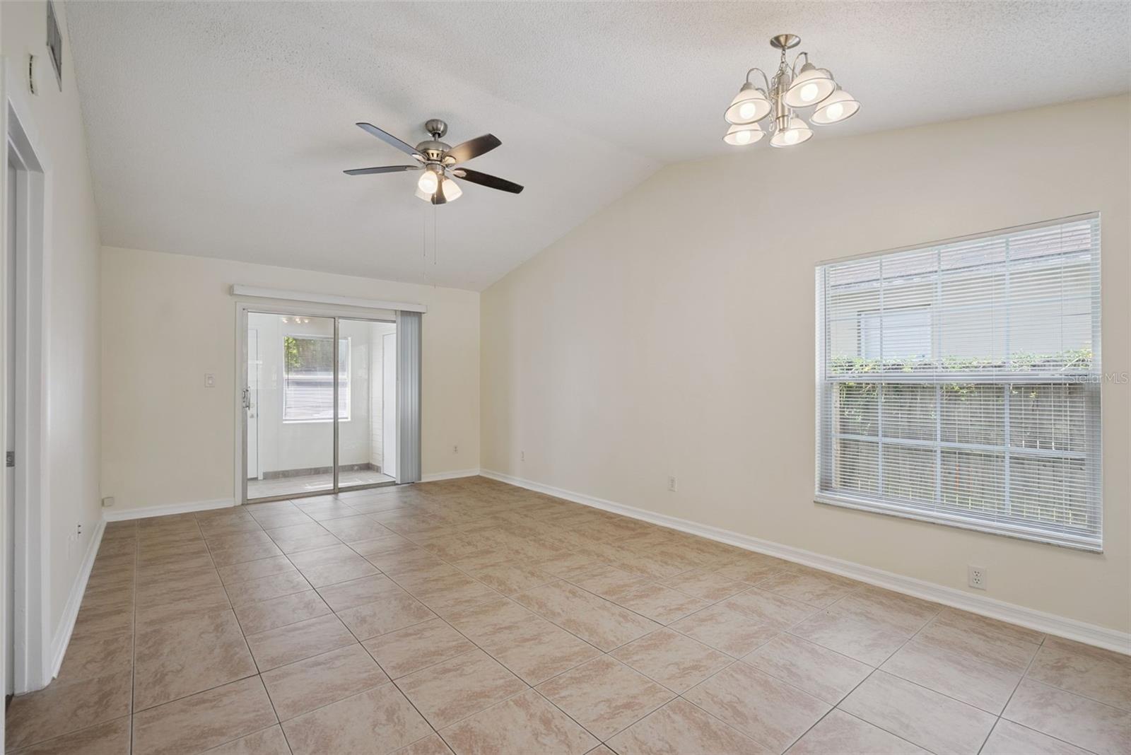 INTERLAKE PARK SECOND ADD - Residential Lease