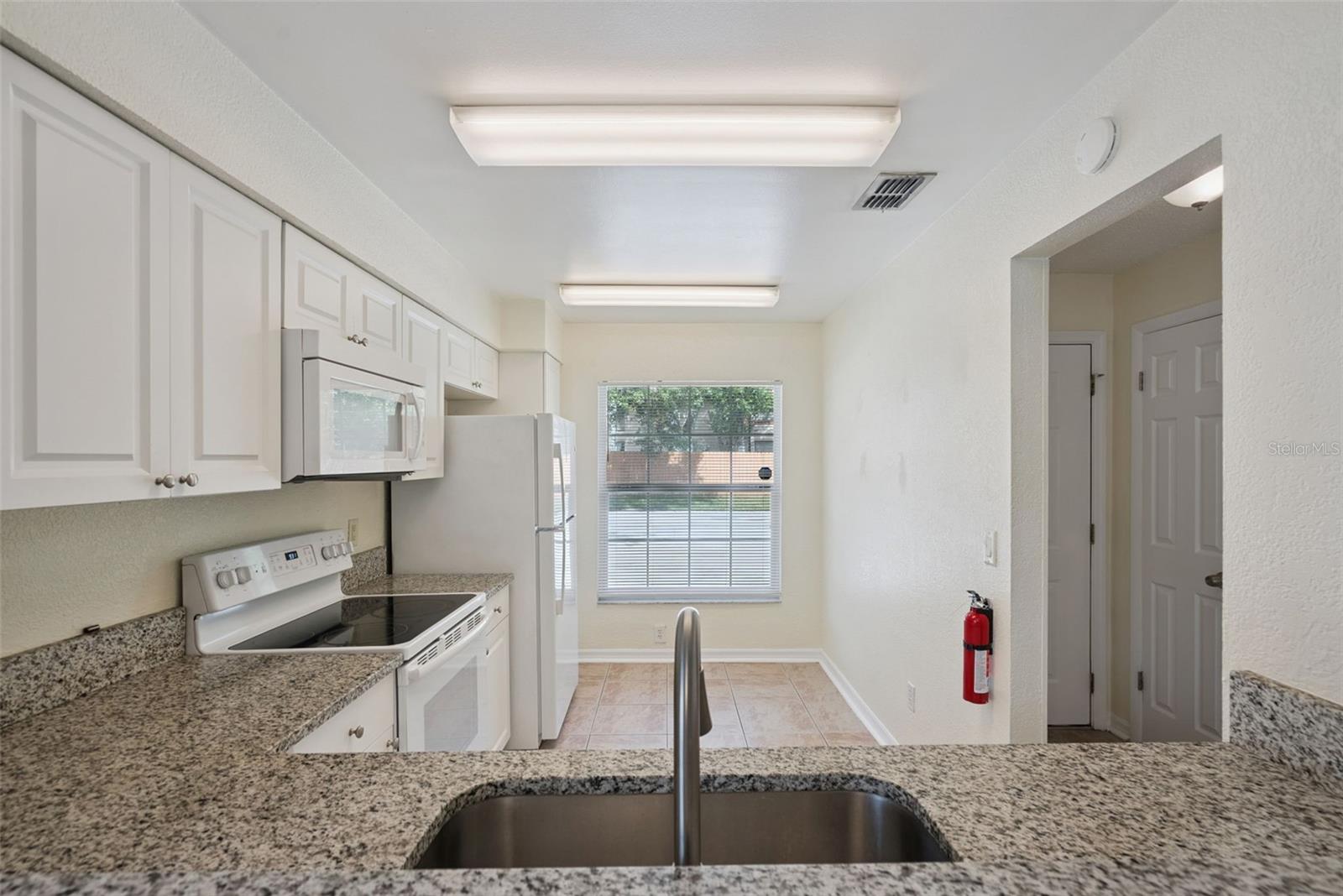 INTERLAKE PARK SECOND ADD - Residential Lease
