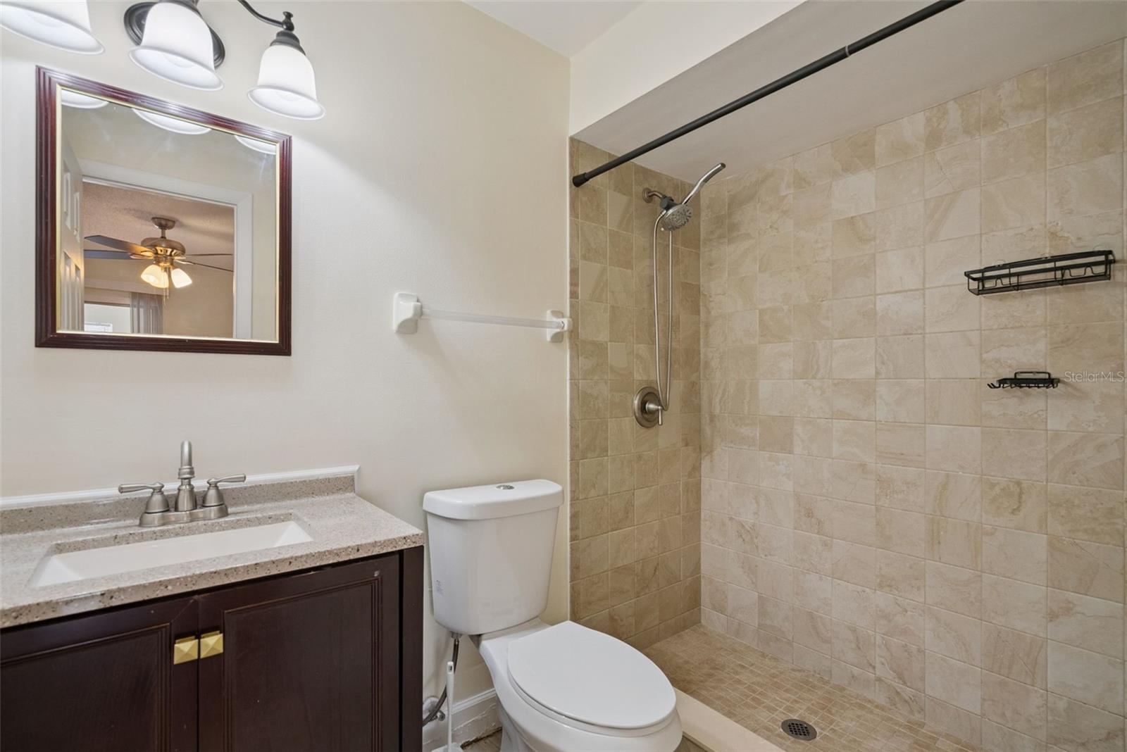 INTERLAKE PARK SECOND ADD - Residential Lease