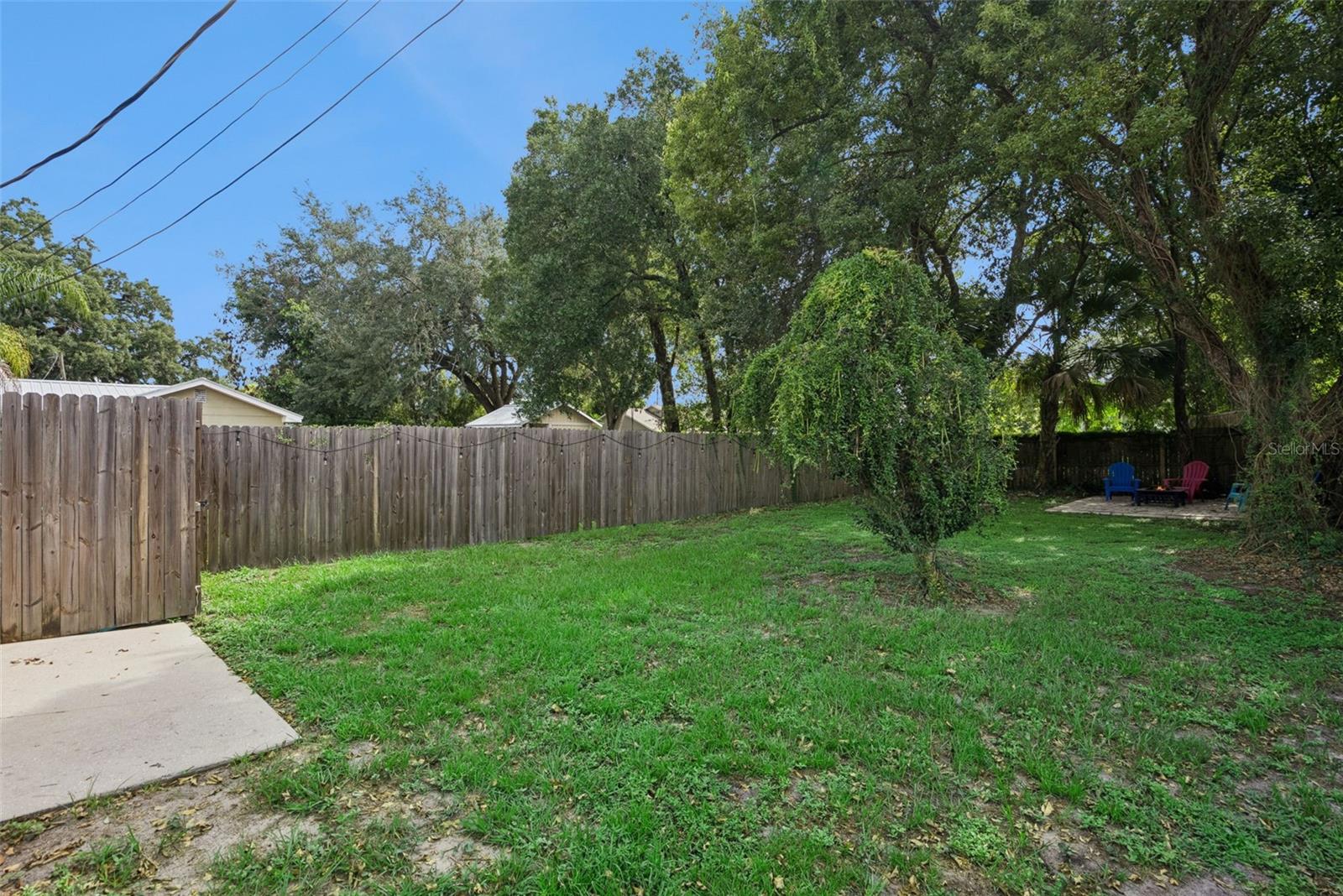 INTERLAKE PARK SECOND ADD - Residential Lease