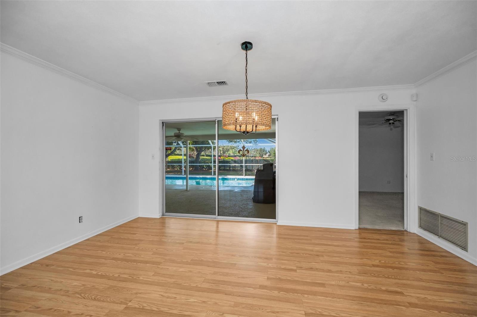 BELLEAIR ESTATES REV 3RD ADD - Residential