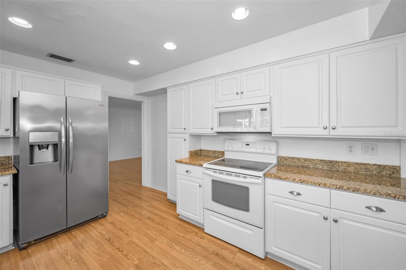 BELLEAIR ESTATES REV 3RD ADD - Residential