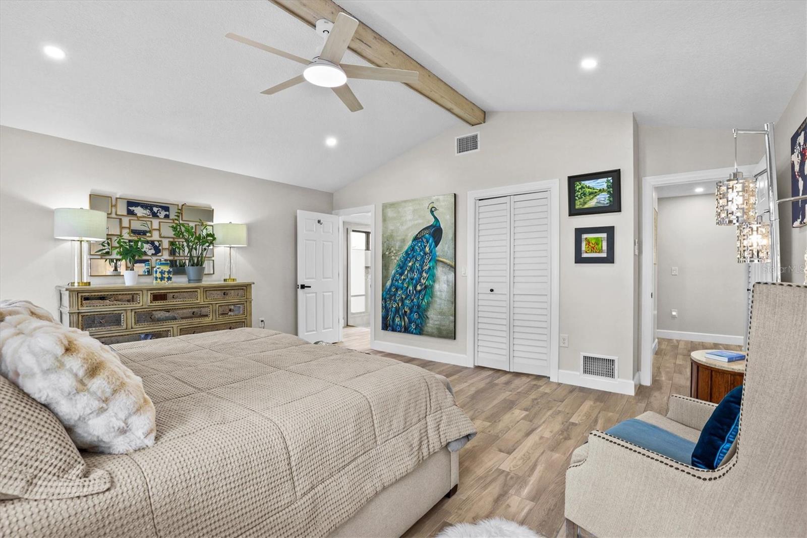 WESTLAKE VILLAS CONDO - Residential