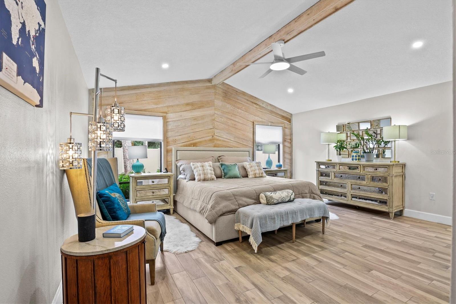 WESTLAKE VILLAS CONDO - Residential
