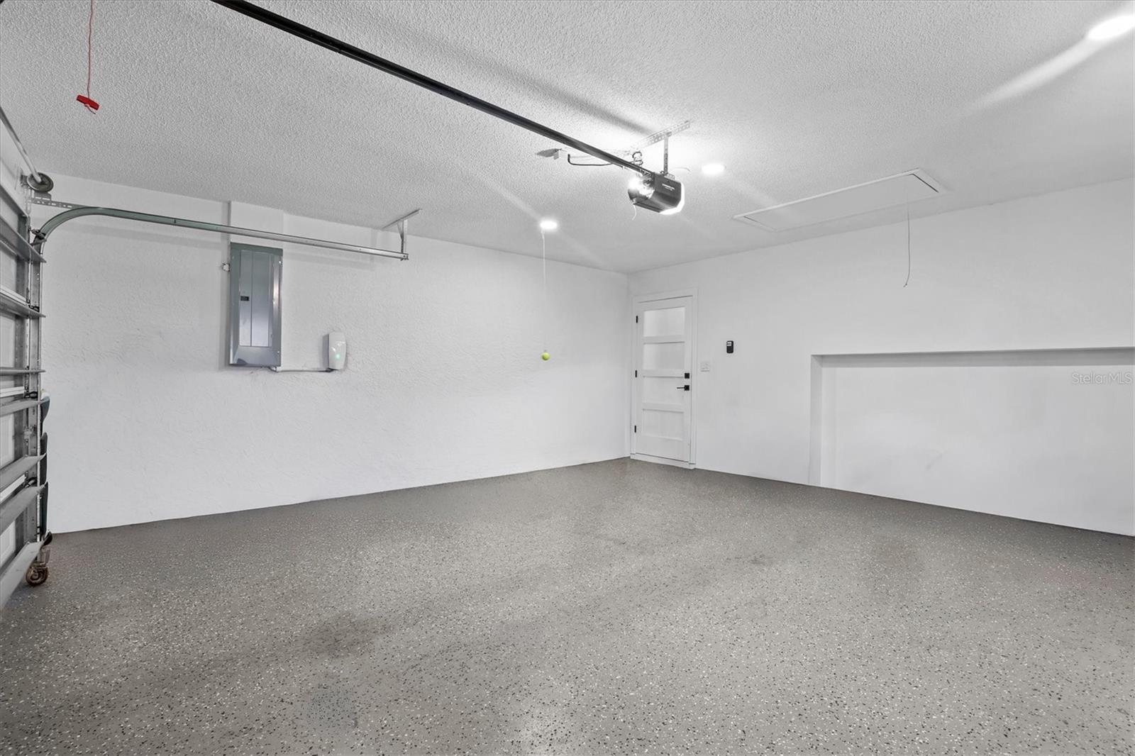 WESTLAKE VILLAS CONDO - Residential