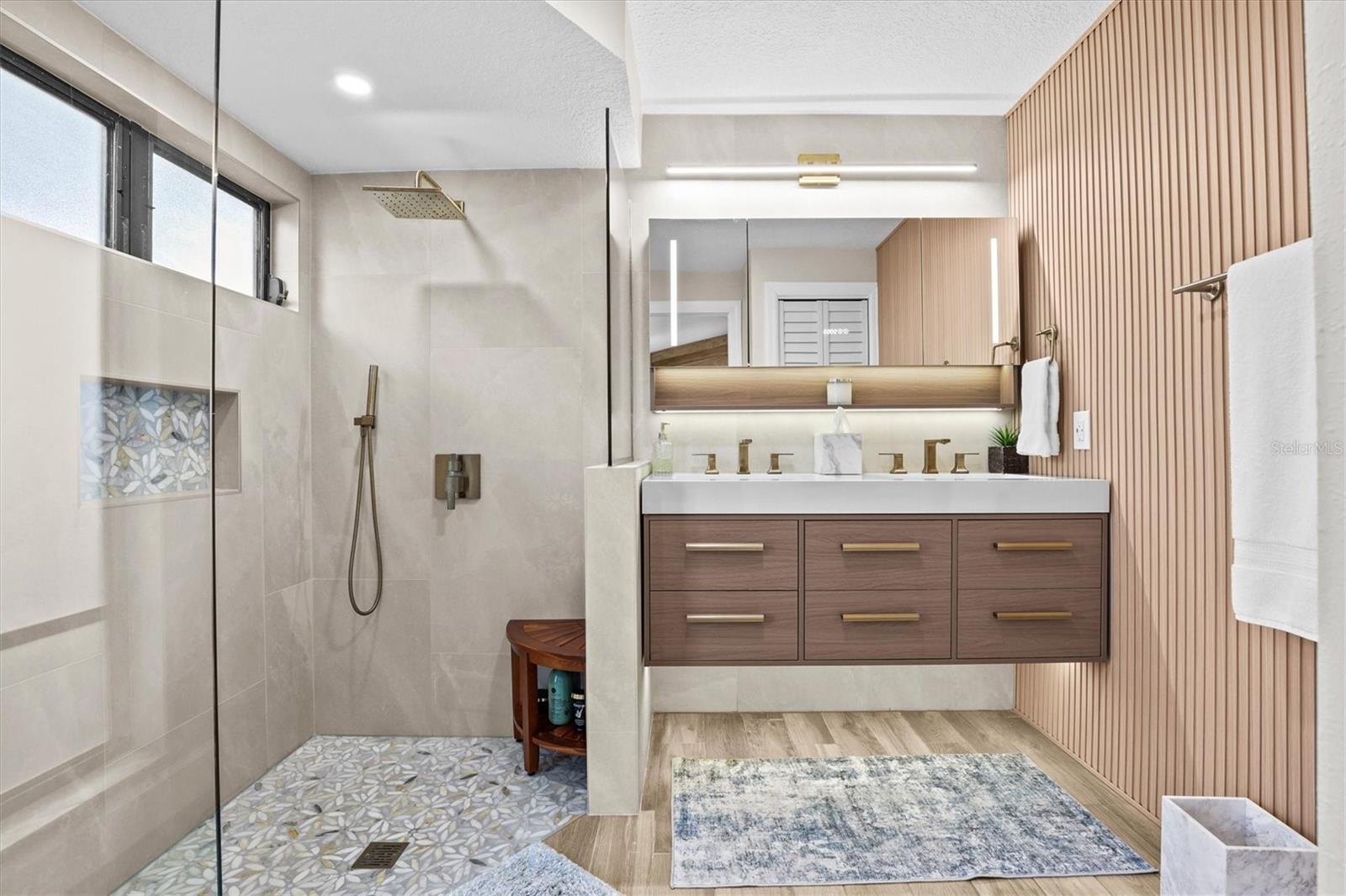 WESTLAKE VILLAS CONDO - Residential