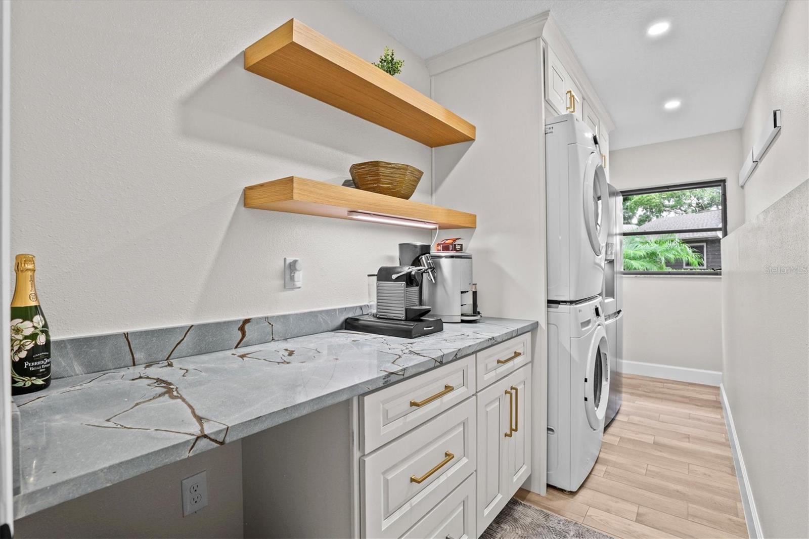 WESTLAKE VILLAS CONDO - Residential