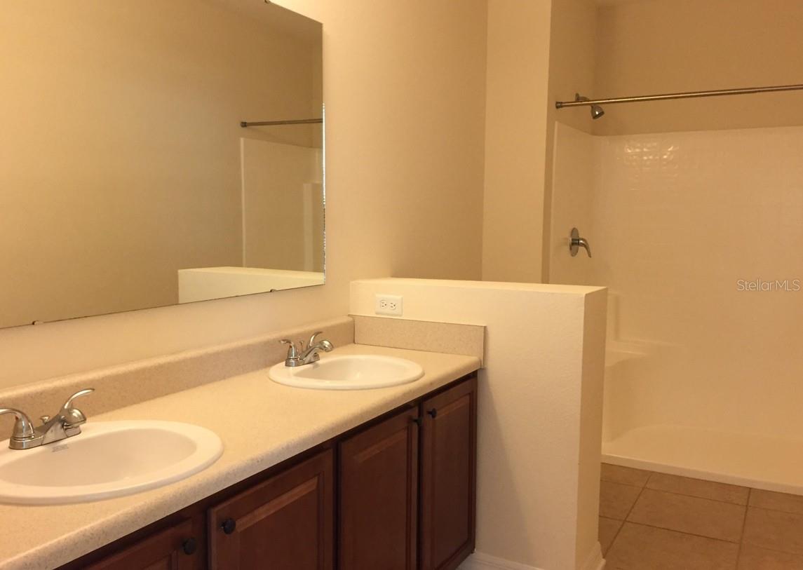 SUNSET COVE PH 02 - Residential