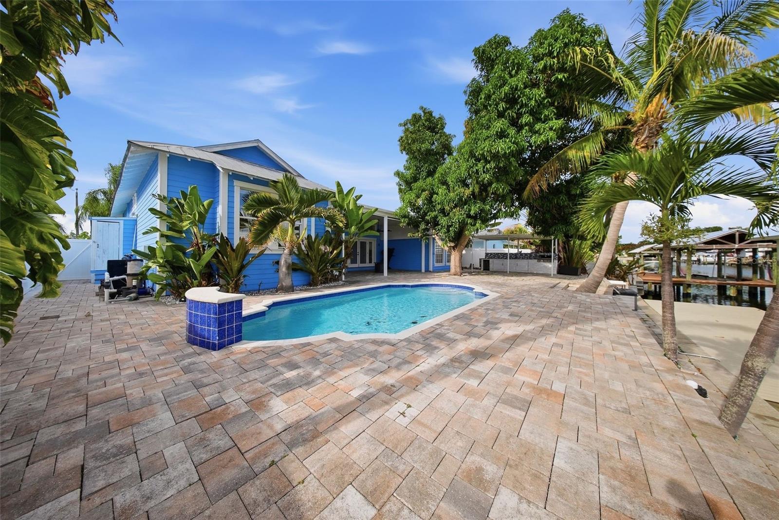 BAY CREST PARK UNIT 21 - Residential
