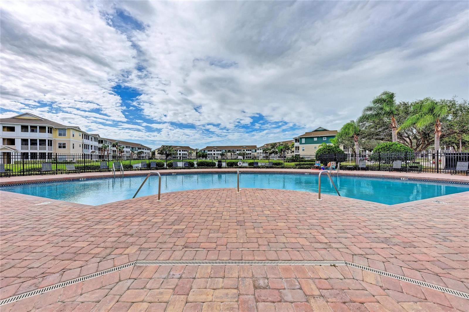 PALMS OF CORTEZ - Residential