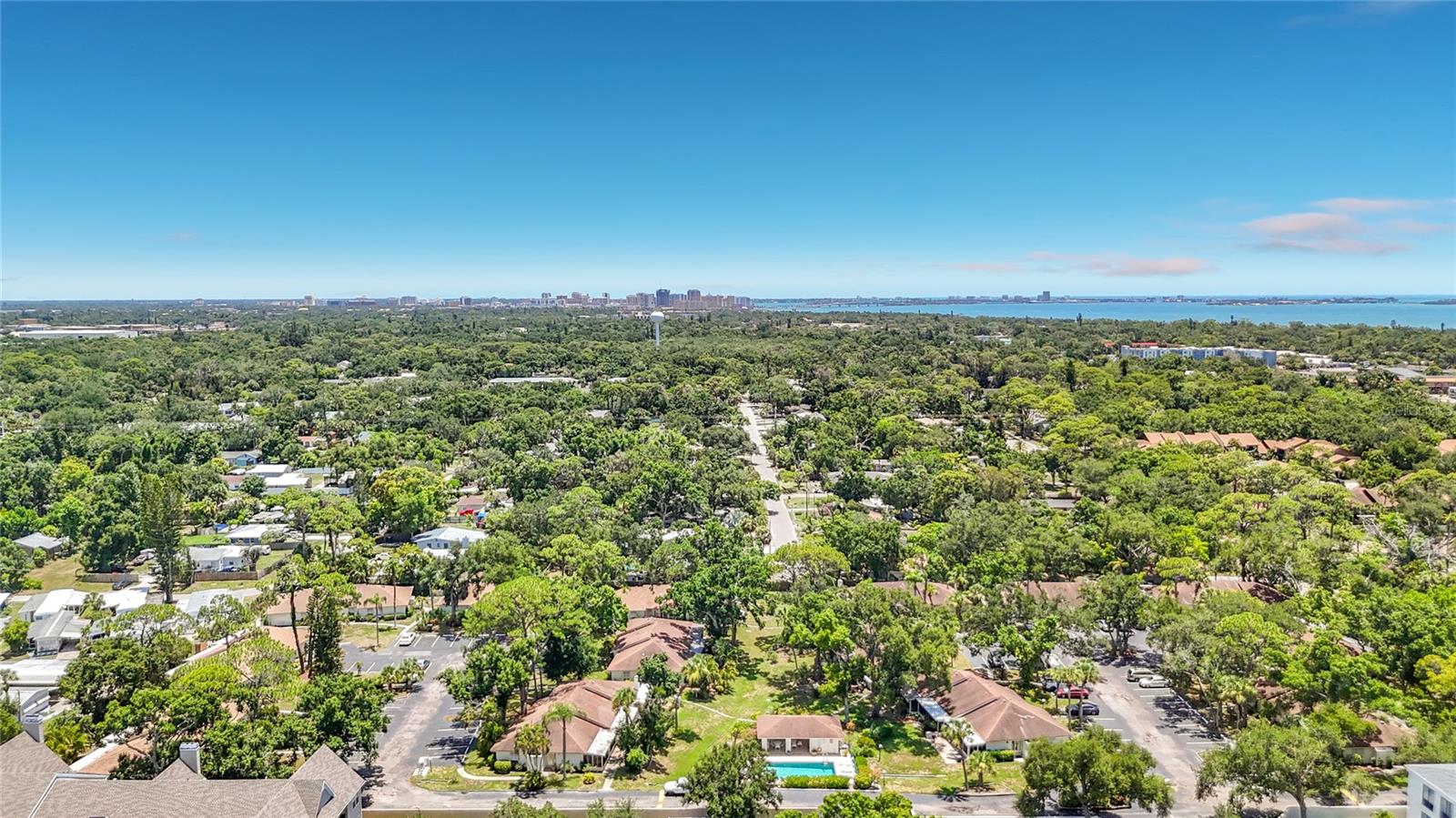 ROYAL PALM VILLAS - Residential