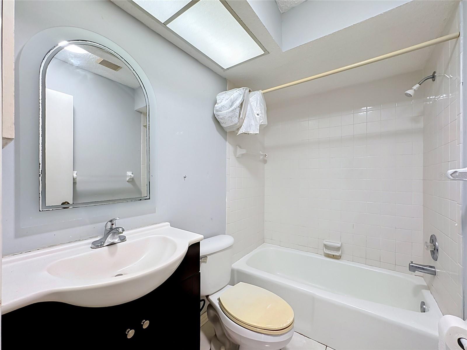 ROYAL PALM VILLAS - Residential