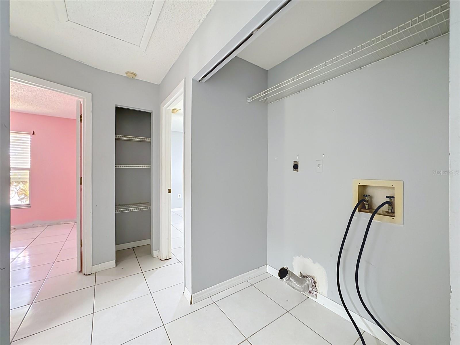 ROYAL PALM VILLAS - Residential
